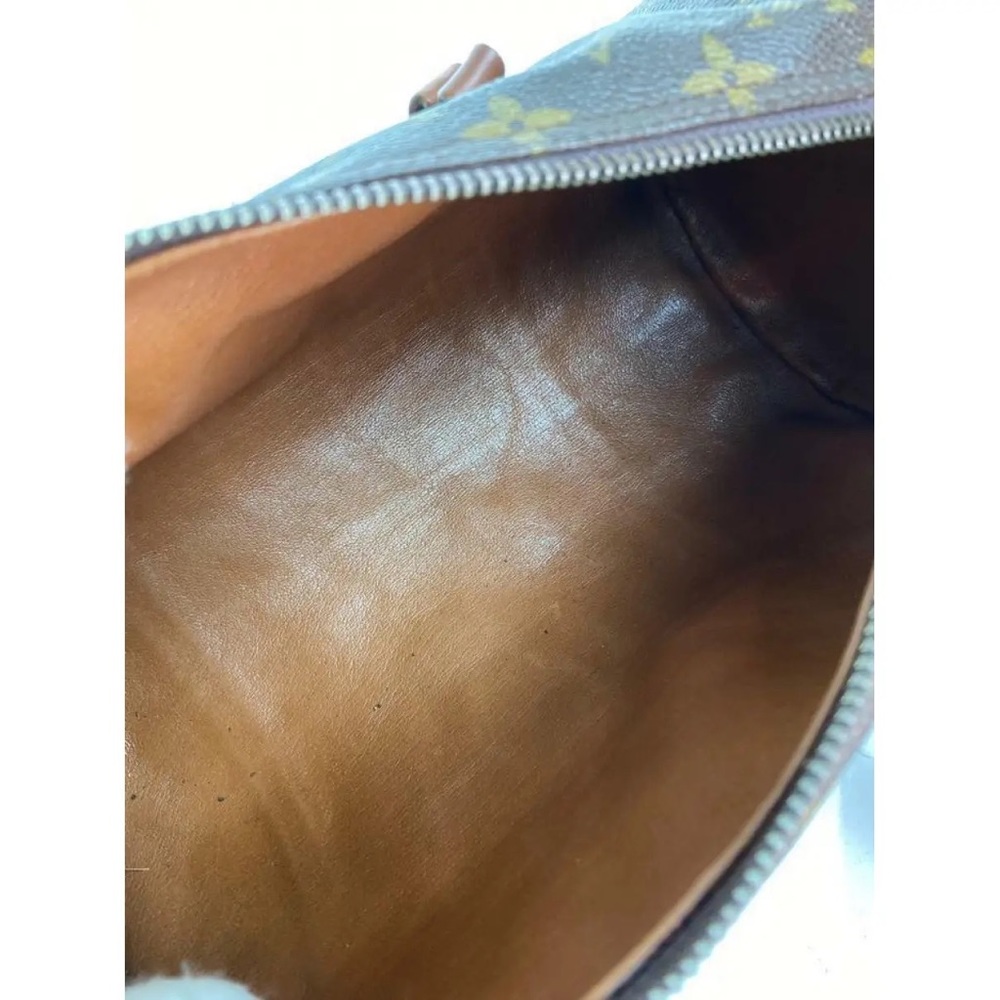 Louis Vuitton Monogram Papilloin Cylinder 2LVA1116 - Picture 5 of 11